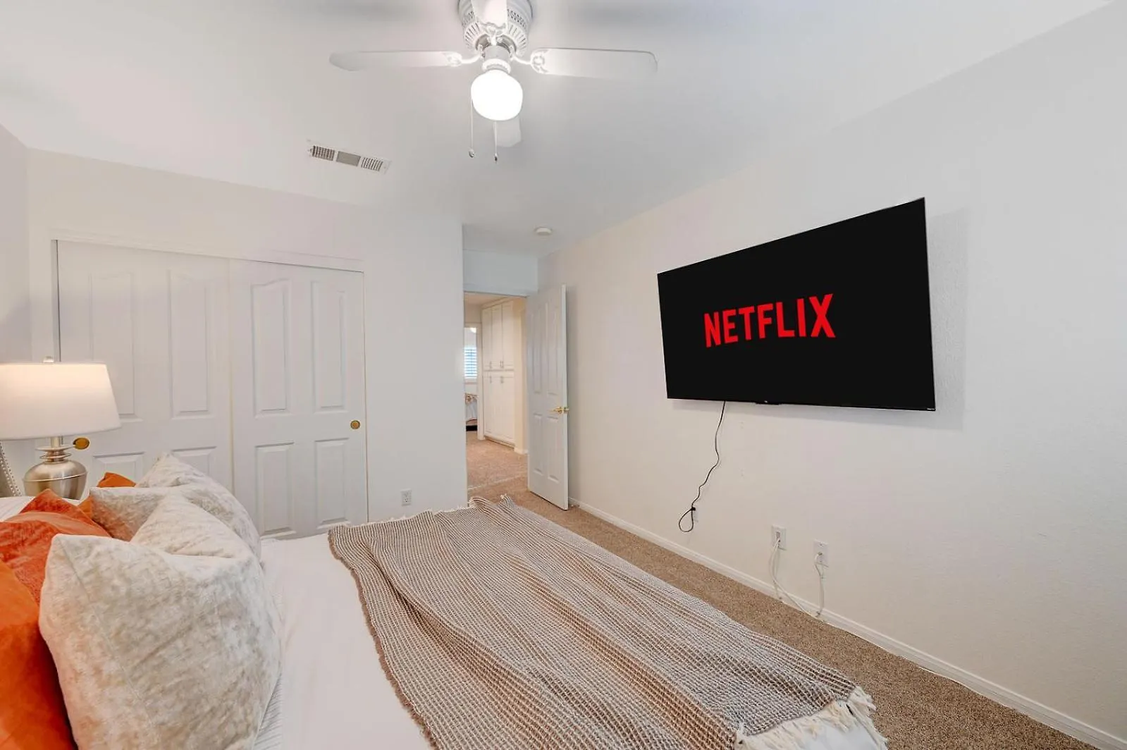 Дом отдыха Gorgeous 6Br With Pool And Spa Лас-Вегас